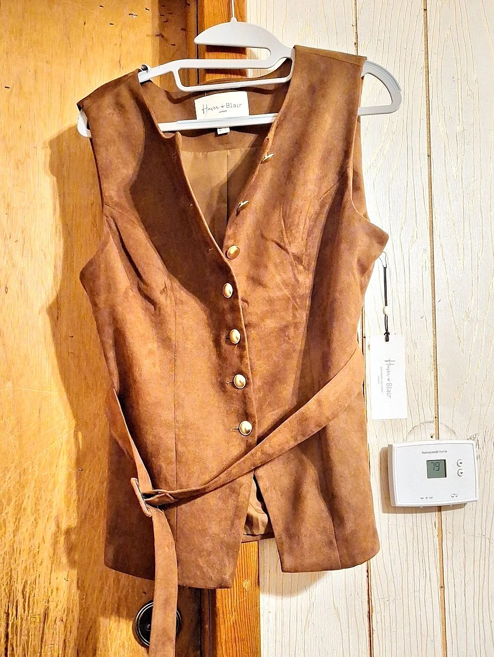 Haver & Blair Faux Suede Button Front Vest Size Large